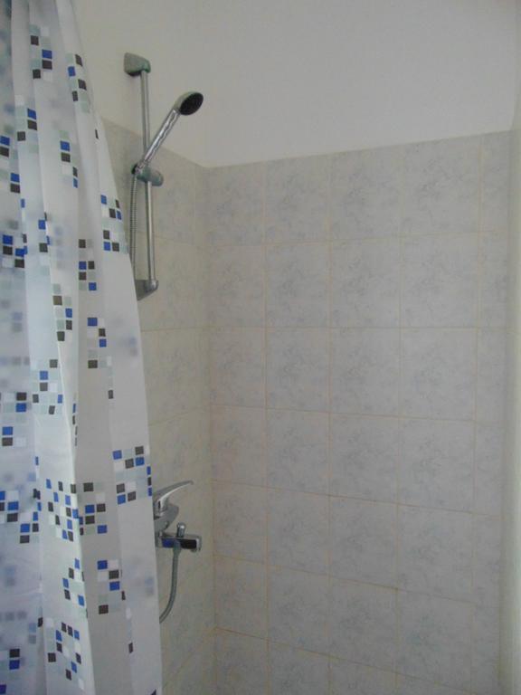 Apartments Borozan Vinišće Стая снимка